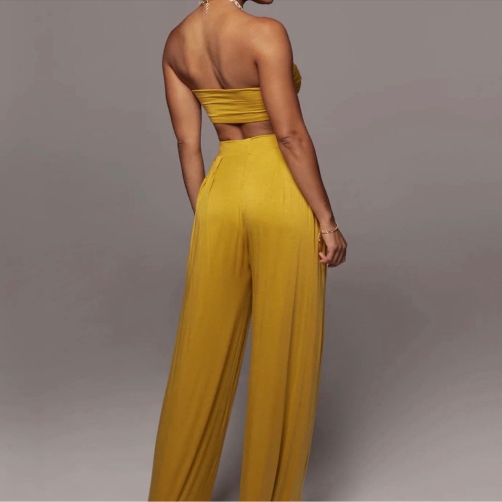 Brand New Two-Piece JLux label outfit.